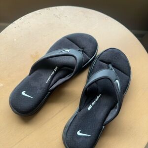 Nike Black Comfort Slides
